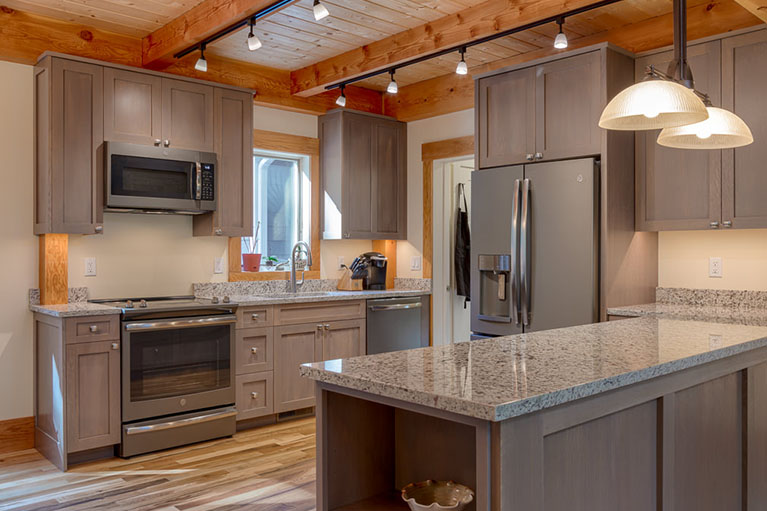 JakeRidgeTrail kitchen2