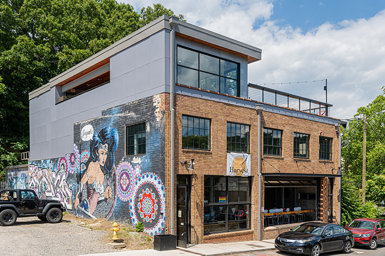 Bull & Begger 11 39 Banks CommercialFeature